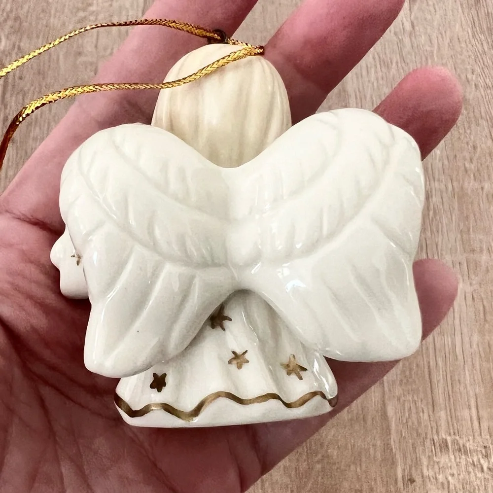 NIB Vintage‎ 2002 Porcelain Angle Christmas Holiday Ornament - Peace